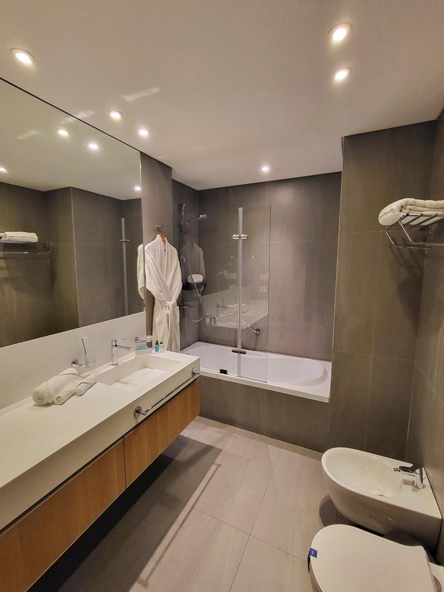 Monot Suites Beirut Luaran gambar